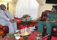 Mkuu wa Jeshi la Anga la Zimbabwe atembelea JWTZ.